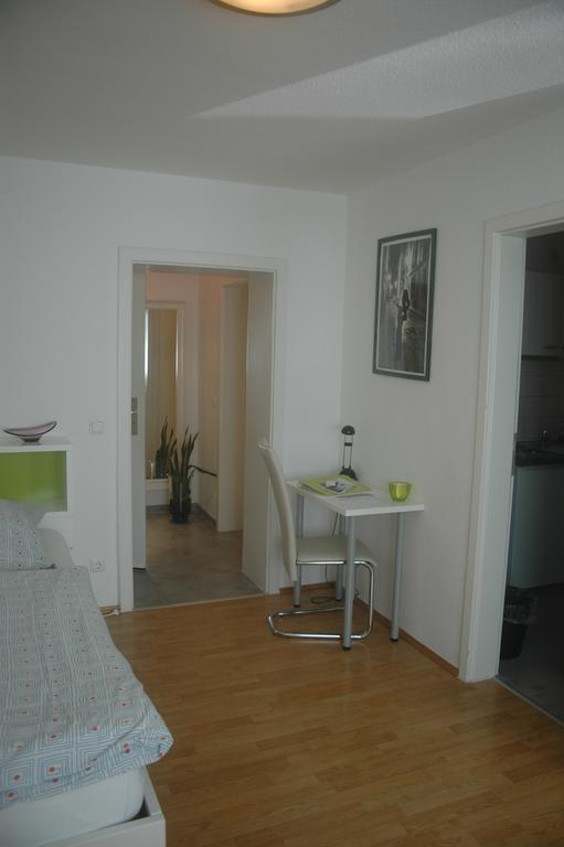 Koeln Appartement Szoba fotó